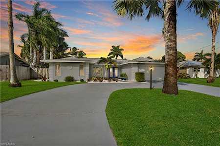 405 Prather Dr Fort Myers, FL 33919