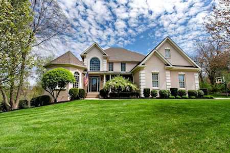 1703 Longwood Cir Goshen, KY 40026