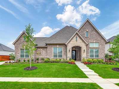 7001 Mozart Colleyville, TX 76034