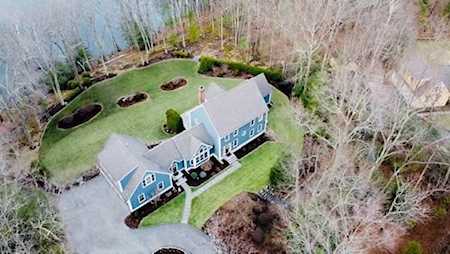 57 Duck Pond Dr Groton, MA 01450