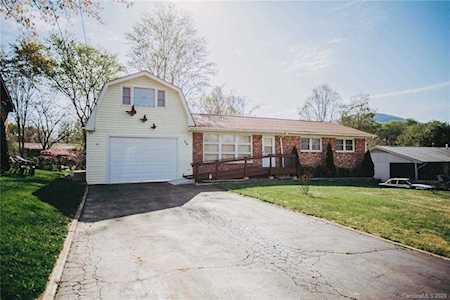 26 Wagon Rd Asheville, NC 28805