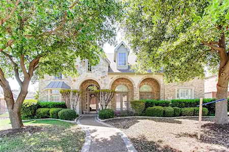 10733 Breezewood Drive Frisco, TX 75033