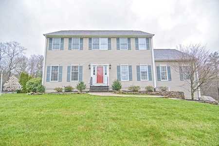 20 Old Quarry Rd Wrentham, MA 02093