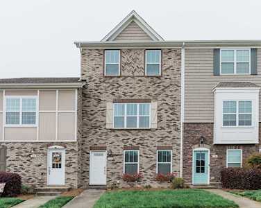 137 Turn Row Dr Clarksville, TN 37043