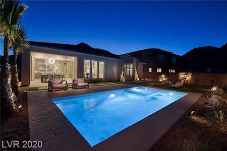 2950 Raywood Ash Dr Las Vegas, NV 89138
