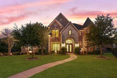 300 CORRAL Court Southlake, TX 76092