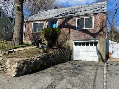 3 Grandview Rd Arlington, MA 02476