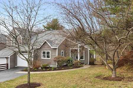 79 Bishops Forest Dr #79 Waltham, MA 02452
