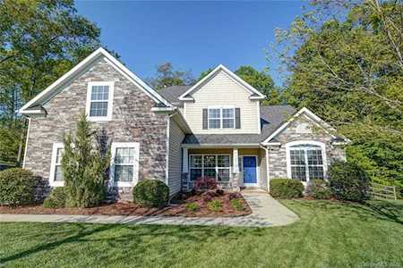7982 Sally Clark Dr Denver, NC 28037