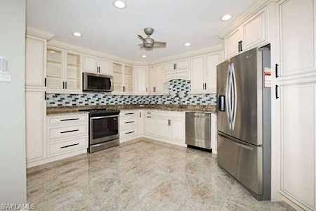 9860 Cypress Lake Dr Fort Myers, FL 33919