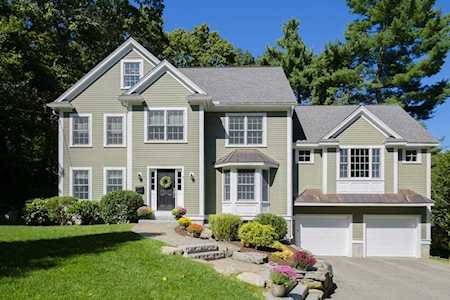 21 Locust Ave Lexington, MA 02421
