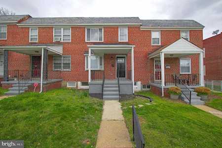210 Denison St Baltimore, MD 21229