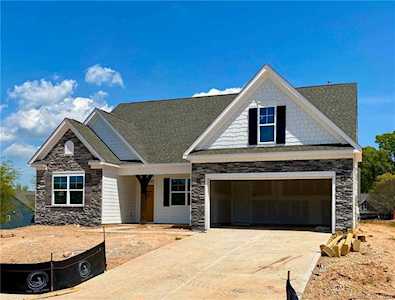 103 Morden Loop Mooresville, NC 28115