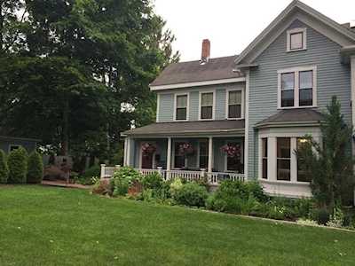 86 Walnut St Natick, MA 01760