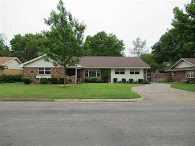 7408 Maple Drive North Richland Hills, TX 76180