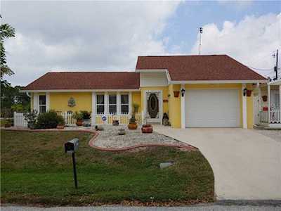 10478 Reims Ave Englewood, FL 34224