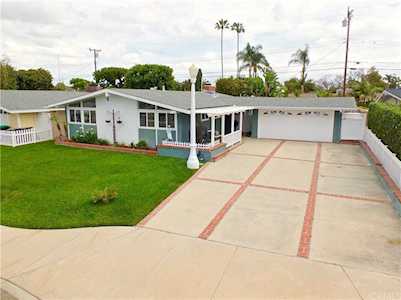 332 Princeton Drive Costa Mesa, CA 92626