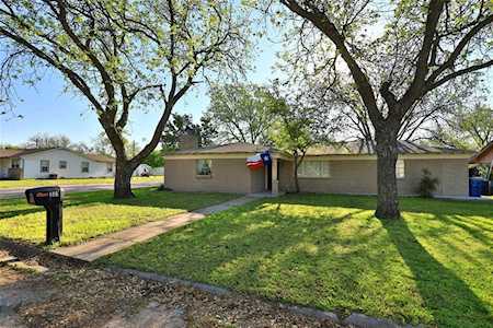 501 Ridgeway Street Clyde, TX 79510