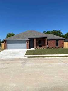 705 Hadley Lane Valley View, TX 76272