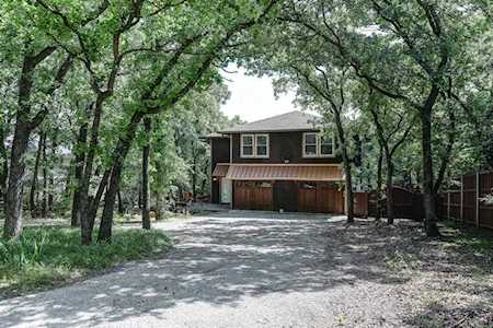 2936 Peninsula Drive Grapevine, TX 76051