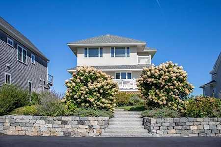 57 Gurnet Rd Duxbury, MA 02332