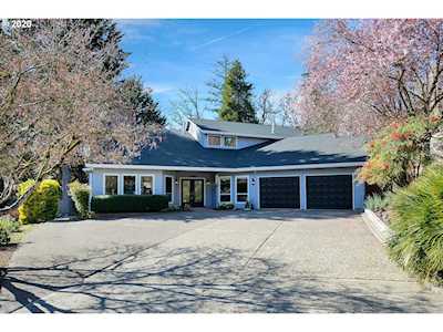4405 Sundew Ct Lake Oswego, OR 97035