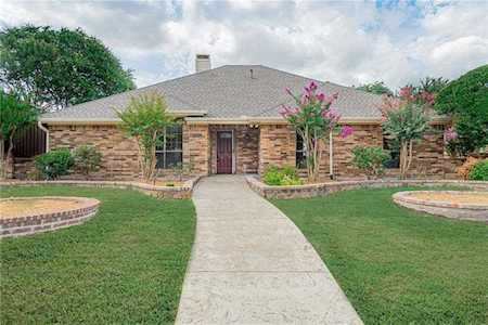 1812 Huron Trail Plano, TX 75075