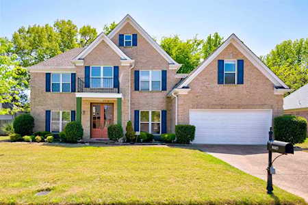 8687 Ashbury Oak Dr Memphis, TN 38018