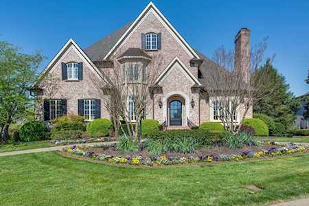 4909 Maymanor Cir Nashville, TN 37205