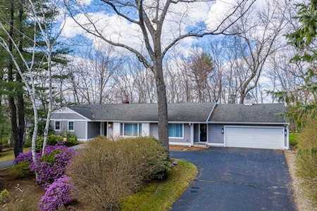 50 Hilltop Rd Longmeadow, MA 01106