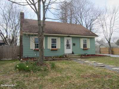 31 Elmhurst Ave Pittsfield, MA 01201
