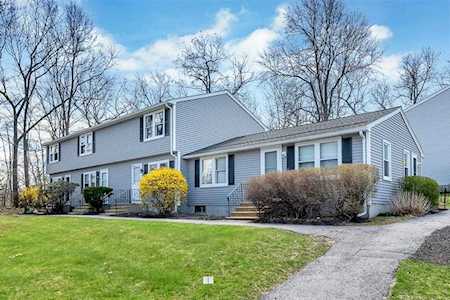 270 Sunderland Rd #23 Worcester, MA 01604