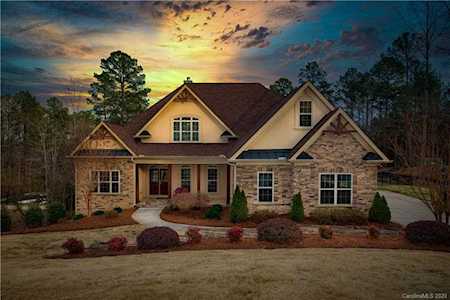 2023 Sugar Pond Ct Fort Mill, SC 29715
