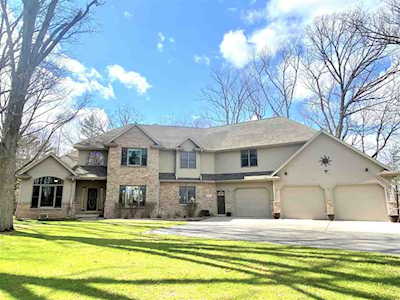 22 Corn Silk Ct Wrightstown, WI 54180