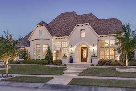 8670 Canyon Crossing Lantana, TX 76226