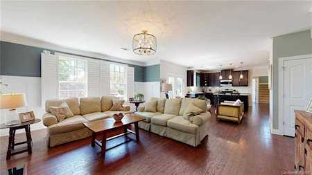 4038 Lake Prairie Dr Weddington, NC 28104
