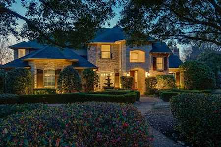 702 Chaucer Court Southlake, TX 76092