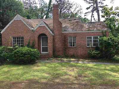 219 E Tharpe Street Tallahassee, FL 32303