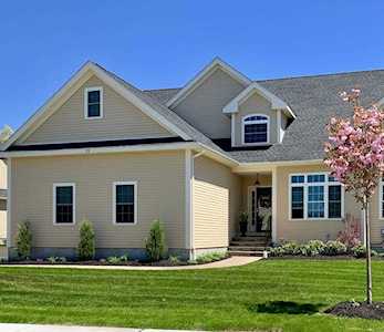 61 Fairway View Dr #61 Sutton, MA 01590