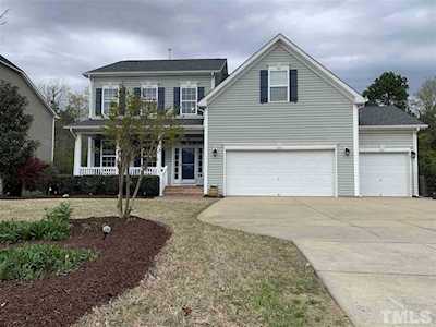 128 Magnolia Meadow Way Holly Springs, NC 27540