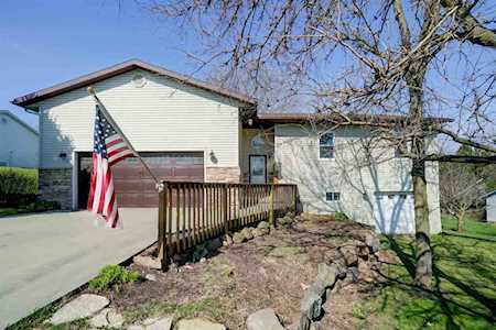 923 Hillpoint Ct Poynette, WI 53955