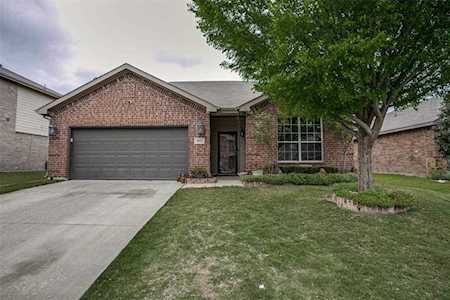 3913 Polar Brook Drive Fort Worth, TX 76244
