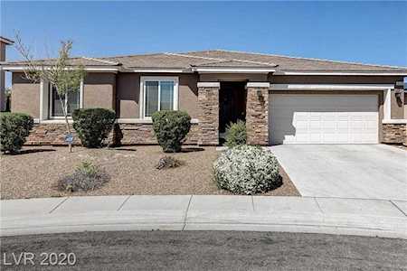 8209 Dragonfly Bush Ct North Las Vegas, NV 89085