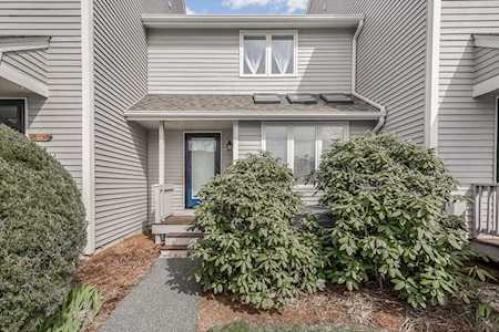 105 Maple Brook Rd #105 Bellingham, MA 02019