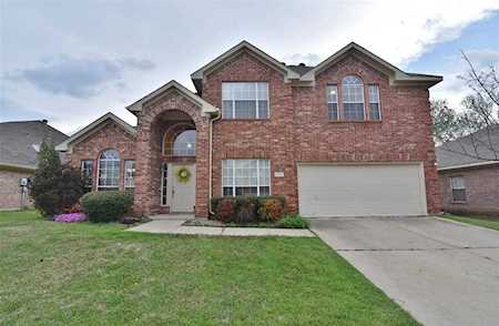 5787 Fawn Court Haltom City, TX 76137