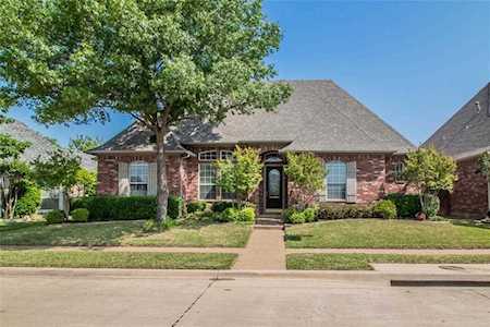 2333 Bedford Circle Bedford, TX 76021