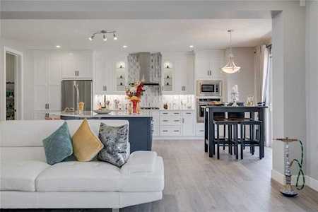 69 Yorkville Green SW Calgary, AB T2X 4K1