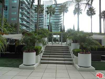 13700 Marina Pointe Drive #627 Marina Del Rey, CA 90292