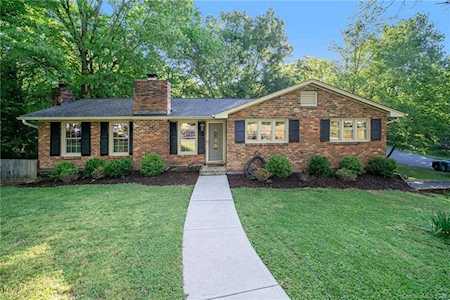5401 Doncaster Dr Charlotte, NC 28211