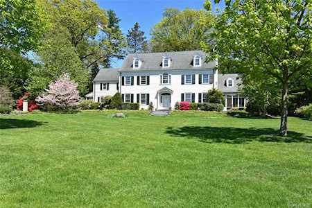 20 Beech Tree Lane Pelham, NY 10803